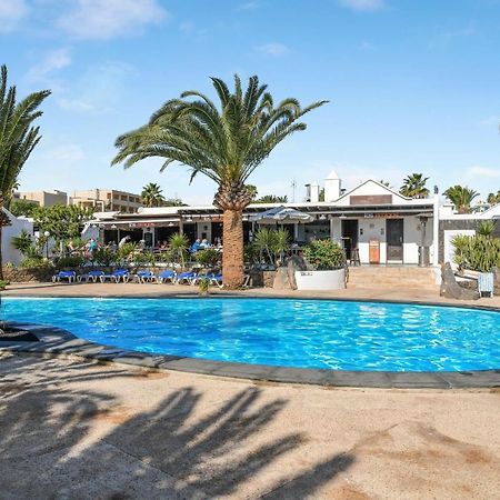 Bungalow Playa Bastian Costa Teguise Bagian luar foto
