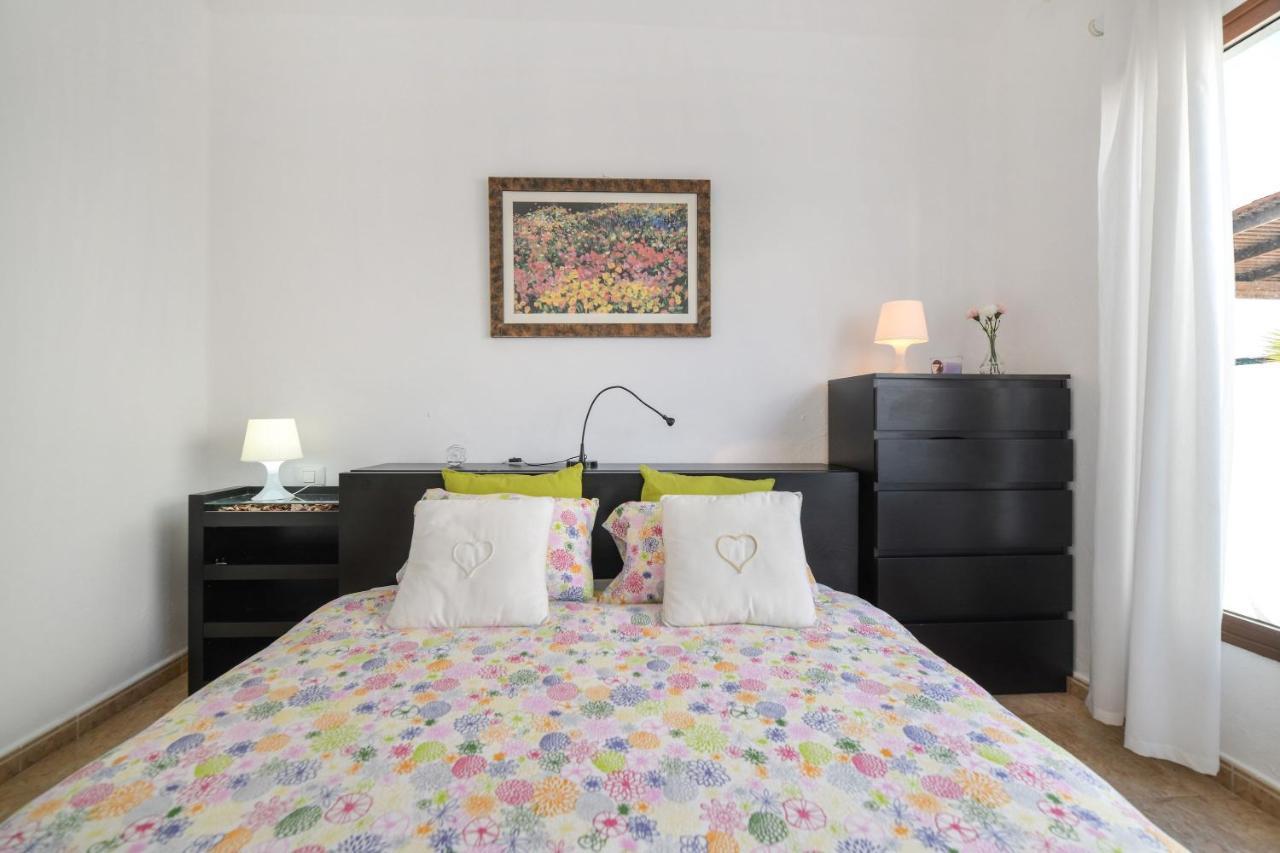 Bungalow Playa Bastian Costa Teguise Bagian luar foto