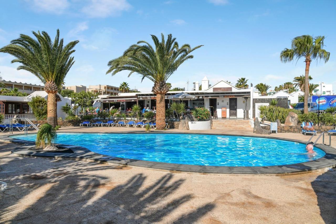 Bungalow Playa Bastian Costa Teguise Bagian luar foto