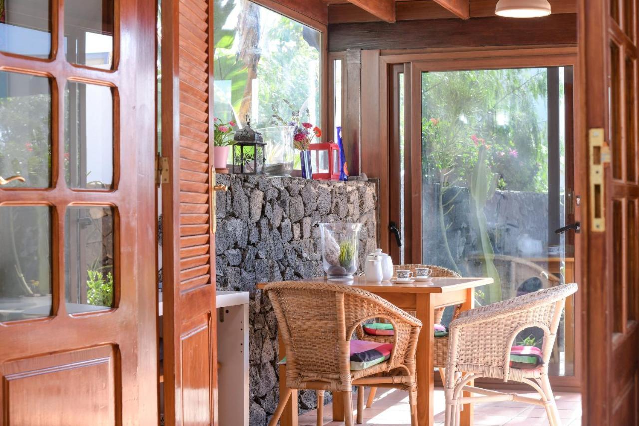 Bungalow Playa Bastian Costa Teguise Bagian luar foto